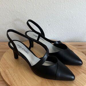 Easy Street Emerald Womens Round Closed Toe Stiletto Heel Pumps new black 7.5ww